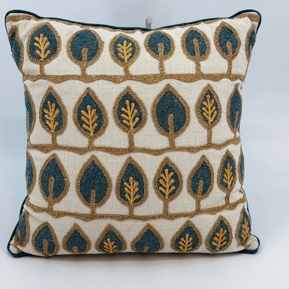 Pier 1 Throw Pillows‎ Unisex 16x16 Teal Cream Embroidered Leaf Set of 2